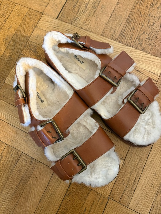 Madewell Shoes - Madewell Brown Leather Shearling Lined Buckle Sandals